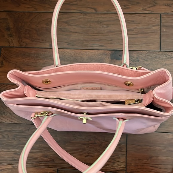 Auth Chanel Executive Tote Shoulder Bag Pink - Picture 8 of 16